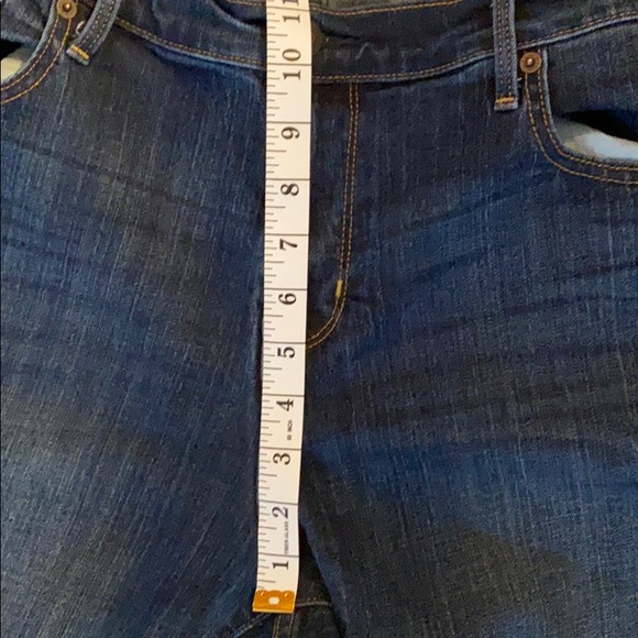 Old Navy Curvy Skinny medium wash denim jean - Picture 5 of 6
